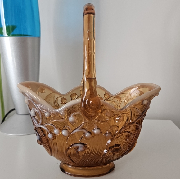 Fenton Amber Cameo Lily of the Valley Basket - Picture 8 of 10